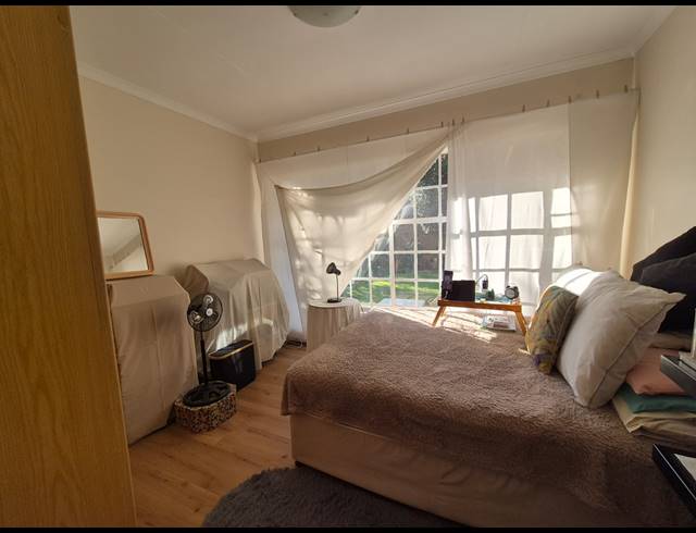 3 BEDROOM TOWNHOUSE FOR SALE IN VANDERBIJLPARK SE 3